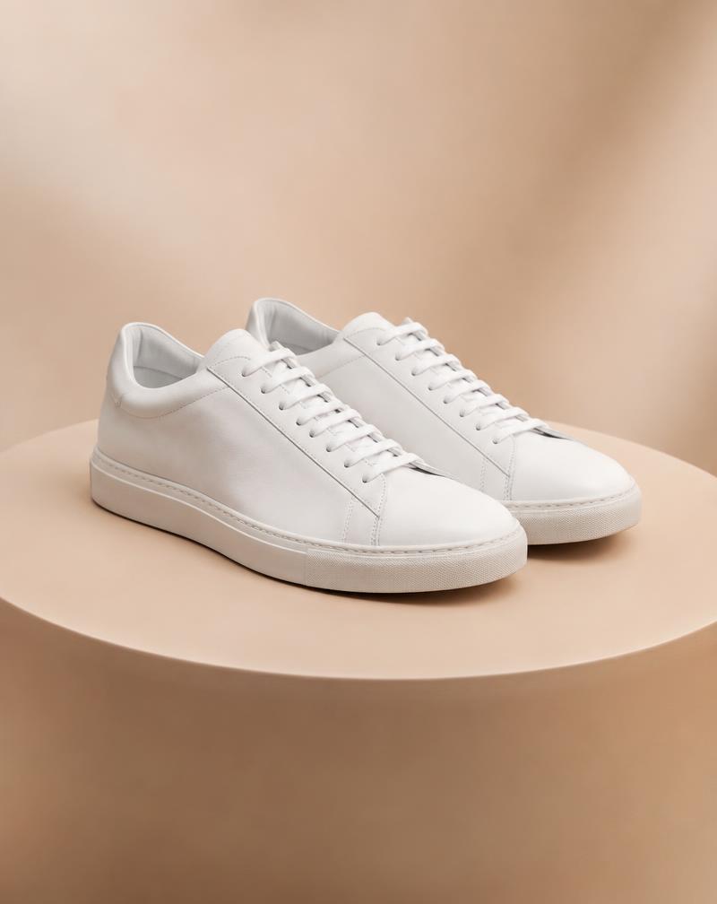 Tênis Branco Minimal Couro
